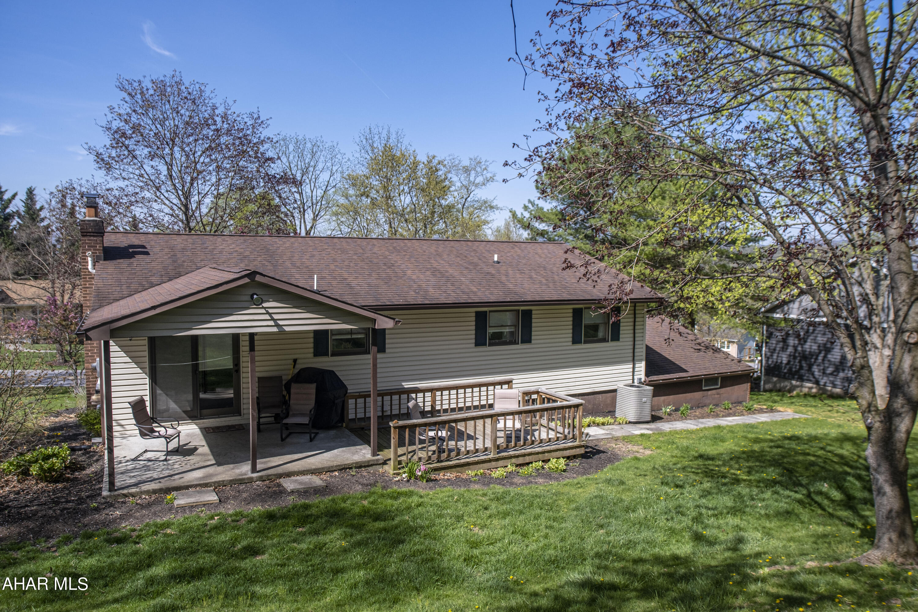 Rolling Hills - Residential