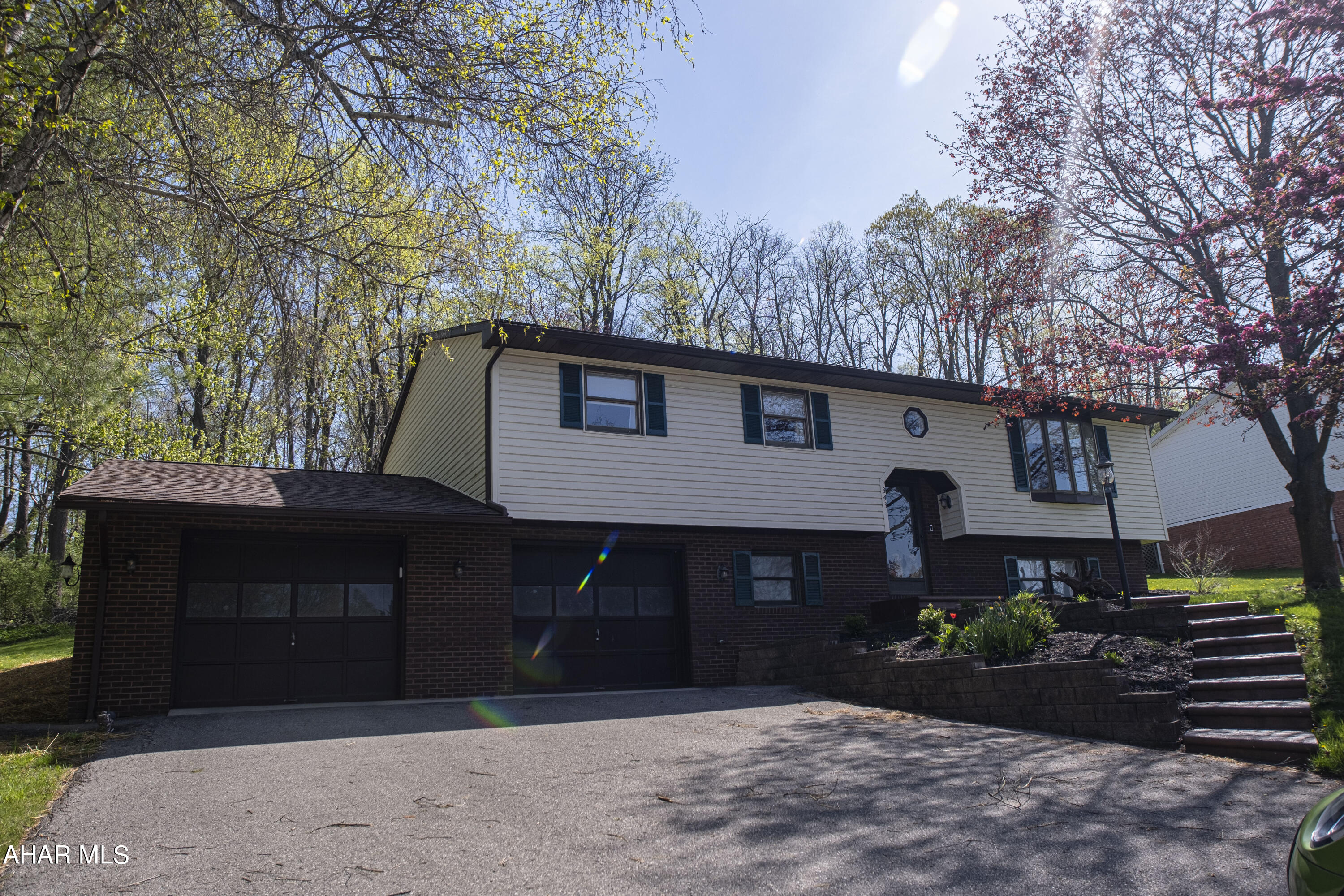 Rolling Hills - Residential