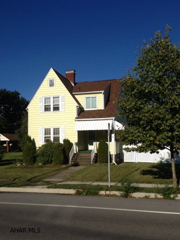 Llyswen - Residential