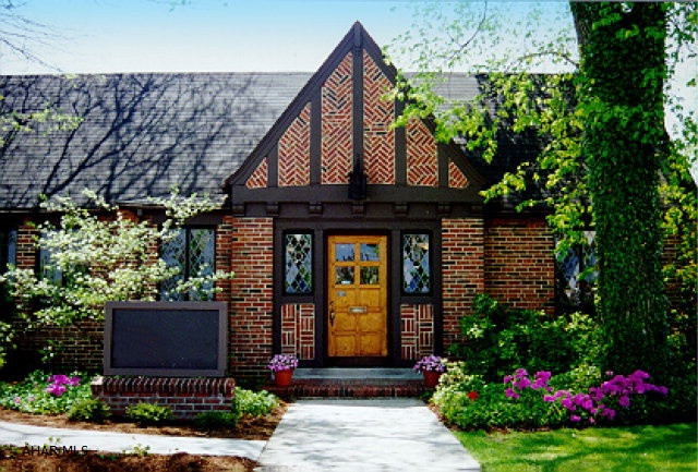 Unknown - Commercial Sale