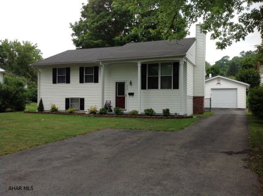 Very nice, well maintained MOVE IN READY home!!  Split Level home with 3 bedrooms, 1 1/2 bath, thermo windows, new carpeting through out and freshly painted. New finished family room with 1/2 bath, burber carpeting and crown molding. A nice covered indoor/outdoor carpeted back porch with newly landscaped shrubs and nice back yard for your enjoyment.  26x18 1 car garage and blacktop driveway.