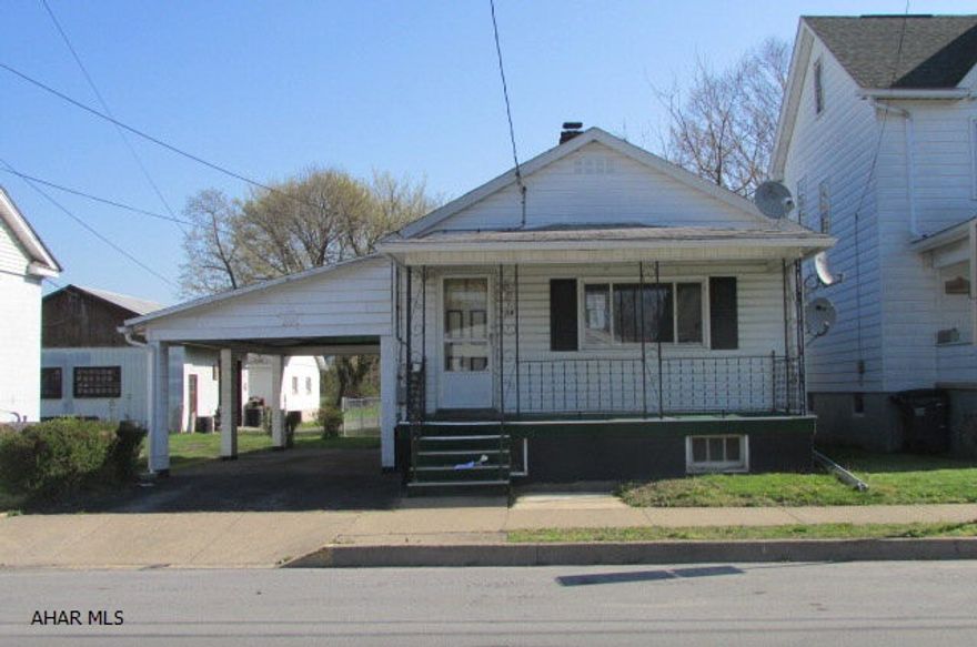 Huntingdon one story vinyl home features 2 bedrooms, large eat-in kitchen, formal living room, enclosed rear porch and carport. Needs some work, but couod be nice.  Property sold AS-IS. Seller will make no repairs. Offers must be submitted through HUD approved broker. Buyer pays both transfer taxes. Equal Housing Opportunity.
