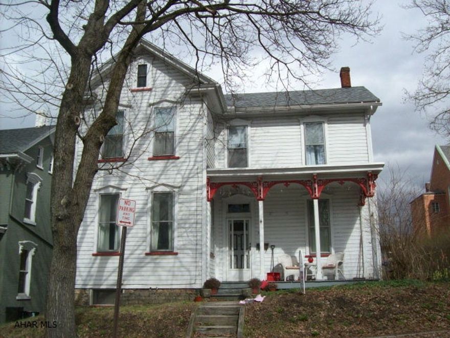 Historic District, new roof. Comfortable 2 story Hollidaysburg Borough home. Nice eat-in kitchen, formal dining room, living room and 3 bedrooms. Fenced in yard, off street parking.
