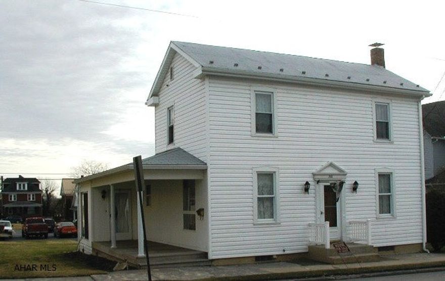 Spring Cove School District, level 60'x150' Lot, Heated 2Car Garage, Hugh Sun Room with Sliding Glass Door to the back yard and separate access to covered porch/deck. First Floor also has an Eat-In Kitchen with ingress to the Sun Room, Living Room with wood floors, a 1/2 Bath with Laundry Area, and a Bedroom (currently being used as an Office/Den.  The second floor features the  Master Bedroom (with Plank Flooring, another Bedroom and a Full Bath. There is an unfinished attic for storage. Additional Off Street Parking in Rear of House for 2-3 vehicles.