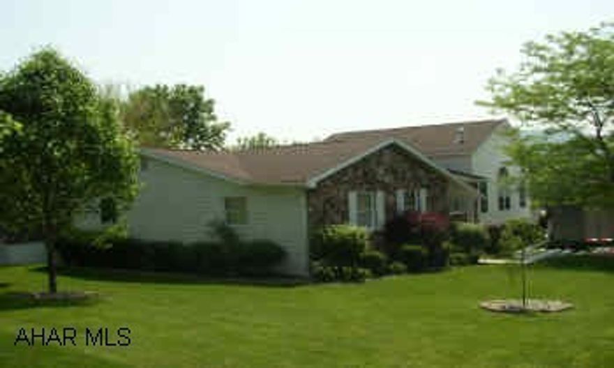 BEAUTIFUL 3500 SQ. FT. HOME WITH 5BR, 3.5 BA, MASTER BR SUITE IS 900SF W/ 16 FT. HIGH VAULTED CEILINGS, WALK-IN CLOSET AND OVERSIZED FULL BATH, FAMILY ROOM WITH BIG SCREEN TV THAT IS INCLUDED IN SALE.  GYM AREA, SPA ROOM, OFFICE.  DON'T MISS THIS ONE OF A KIND!