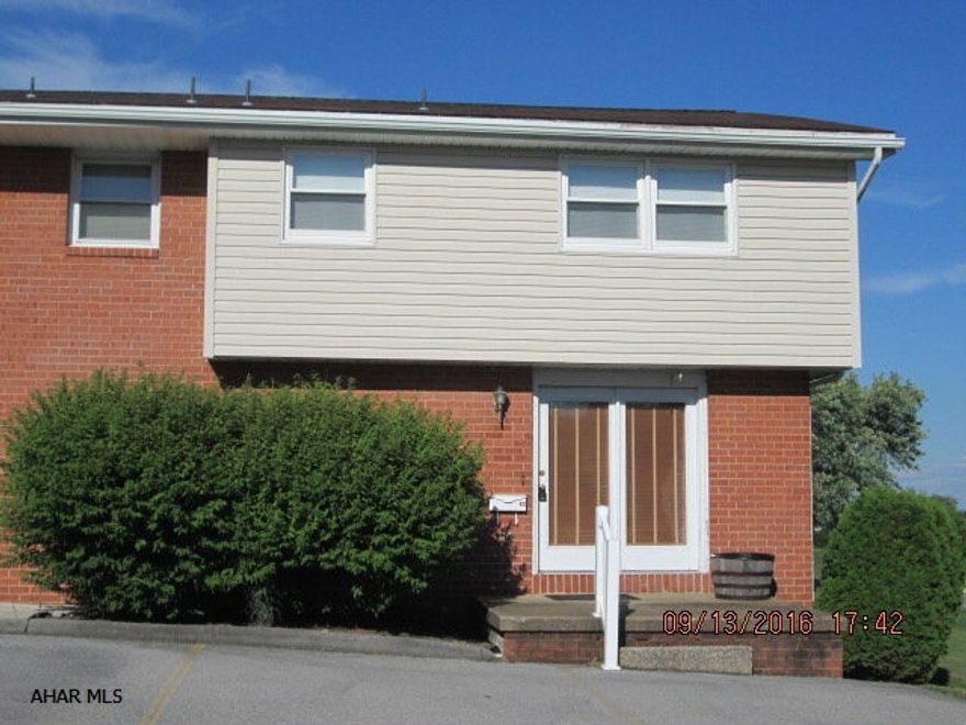 Very desirable 3BR with updated oak kitchen, updated bath & best of all newer gas forced air heat & newer C/A. The kitchen comes complete with all appliances. This updated unit is convenient to the pool area. Lower level features nice size family room. Lots of living space at a value price.