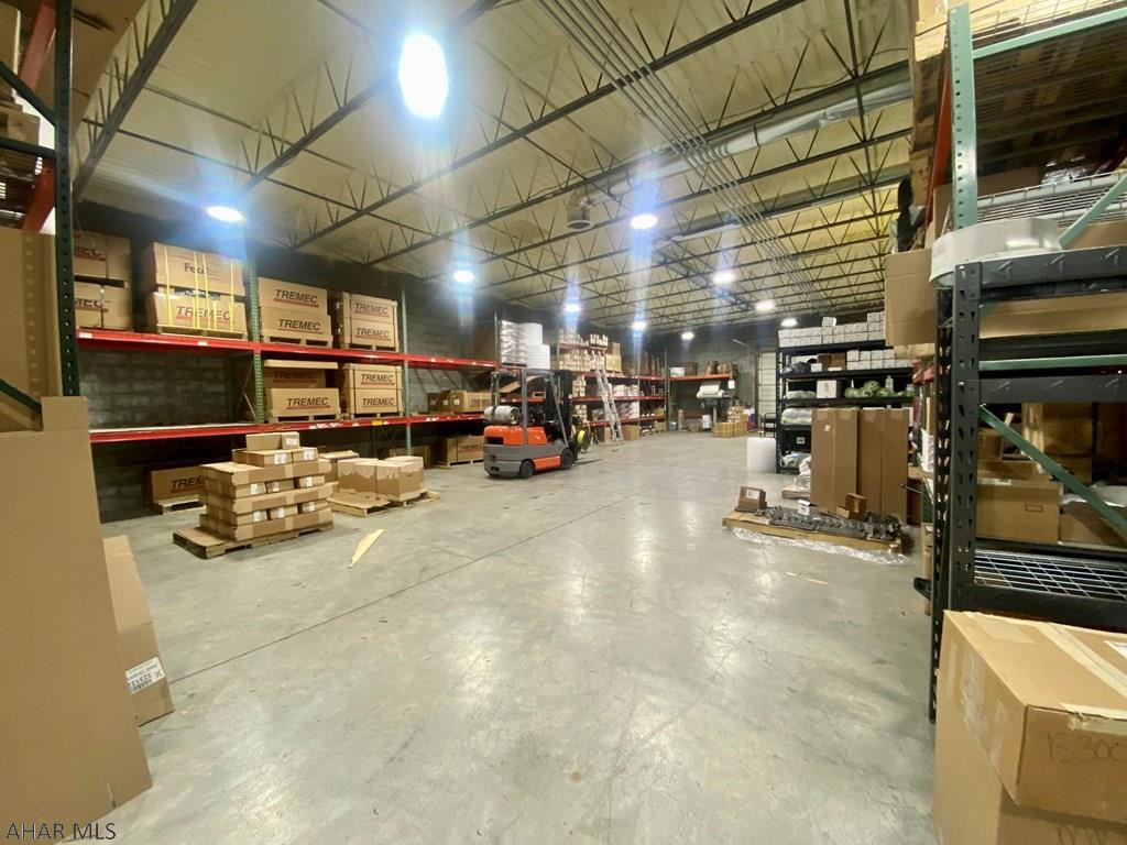 Unknown - Commercial Sale