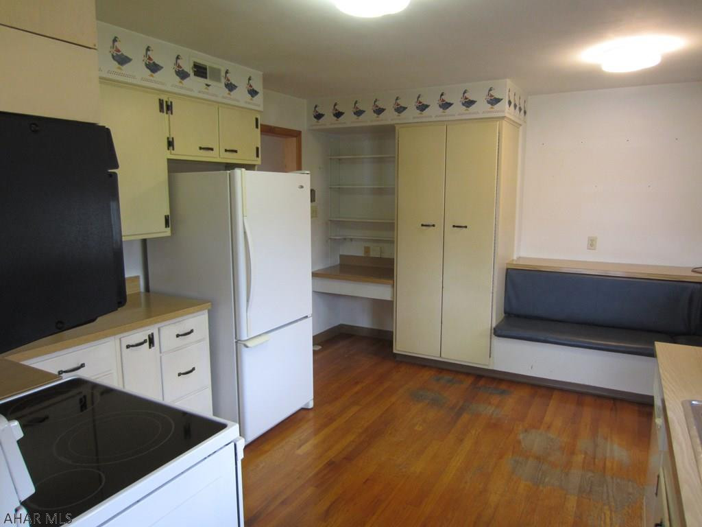 Unknown - Residential