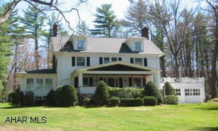 Spectacular home on nearly 5 acres. All new Wood-Mode kitchen with Viking range and Sub-Zero refrigerator. Large living room and beautiful sunroom, each with gas fireplace. Finished basement with wet bar, full bath and den. 4-zone heat and central air. No showings until 4/27/05. Spectacular home on nearly 5 acres. All new Wood-Mode kitchen with Viking range and Sub-Zero refrigerator. Large living room and beautiful sunroom, each with gas fireplace. Finished basement with wet bar, full bath and den. 4-zone heat and central air.