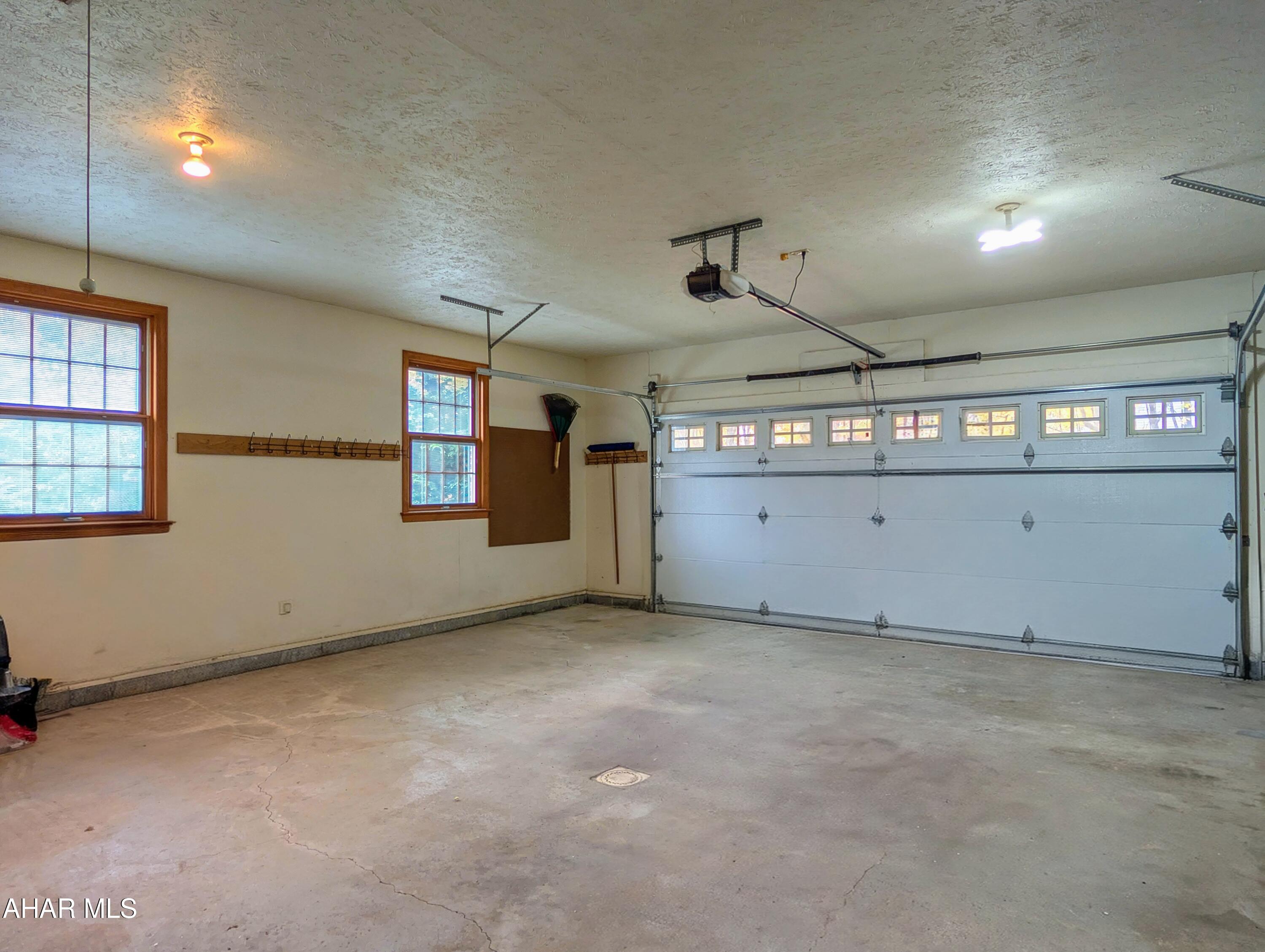 Ridgewood Heights - Residential