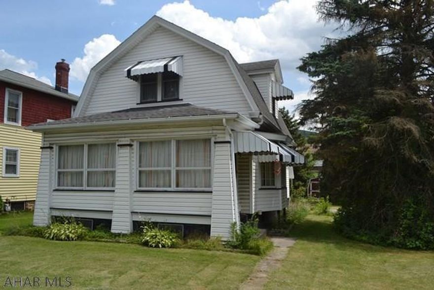 Exciting East End opportunity that you don't want to miss!  This 3 bedroom home sits on a corner lot with off-street parking and one of the biggest living rooms you'll find.  First floor has eat-in kitchen with hardwood floors, a nice-sized dining room, and the very large living room space.  Upstairs are 3 bedrooms, each with built-in storage/dressers, as well as a full original bath.  The basement has a toilet and stand-up shower.  All appliances stay with property.  This is a real gem and a case where a little sweat equity will go a long way!  Great neighborhood, double corner lot, vinyl-sided exterior.  Call for your showing today.