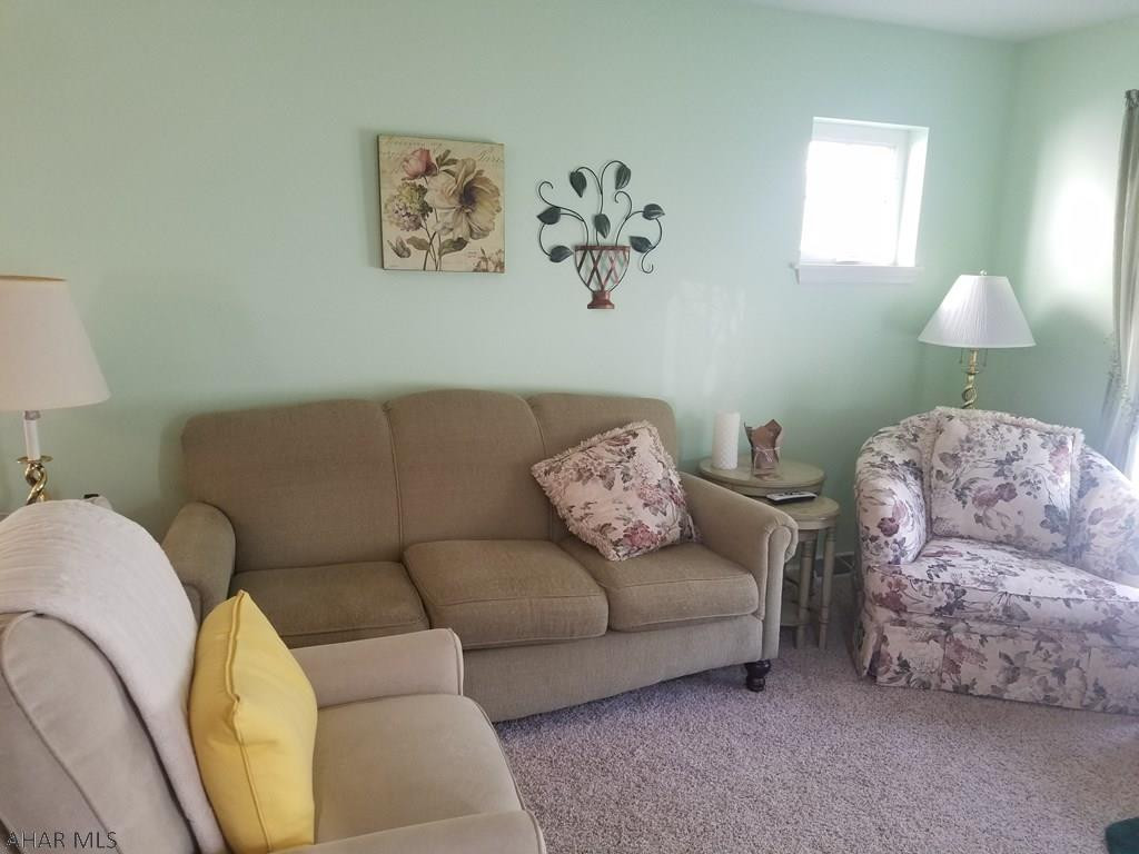 Holliday Heights - Residential