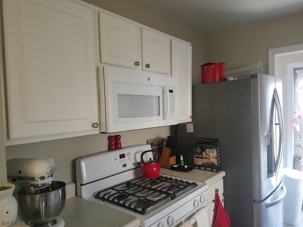 Holliday Heights - Residential