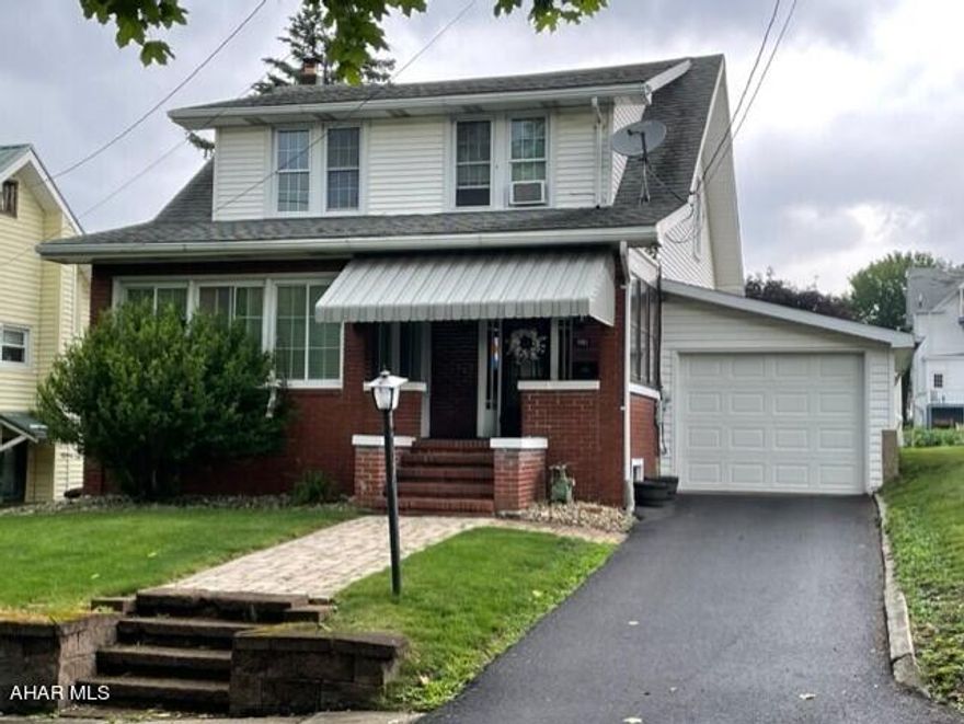 Beautiful 3 BR, 2 bath home in Cresson. This house has all new flooring, fenced in yard, 3  garage stalls plus bonus sunroom.!