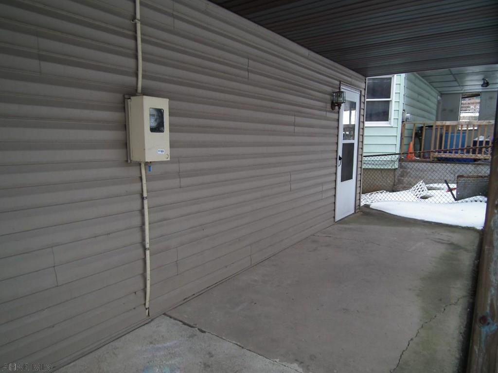 Unknown - Residential