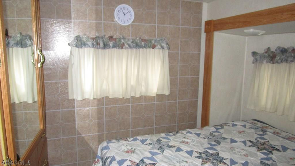 Glendale Yearound - Residential