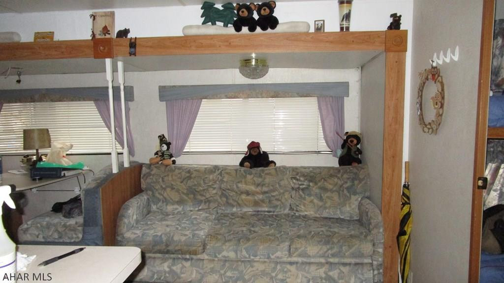 Glendale Yearound - Residential