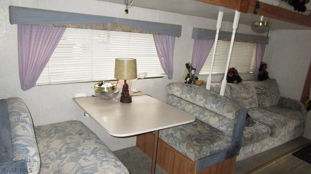 Glendale Yearound - Residential