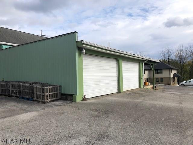 Unknown - Commercial Sale