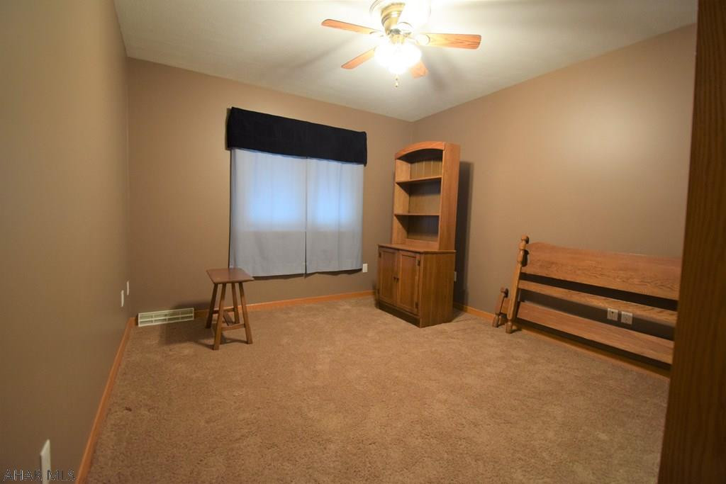 Holliday Heights - Residential