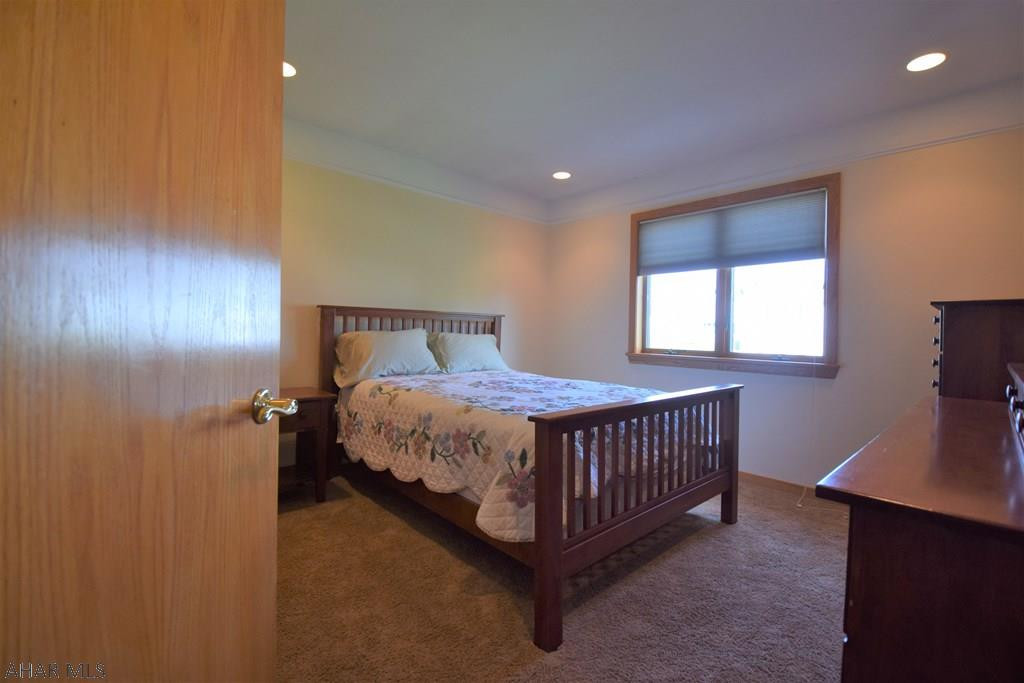 Holliday Heights - Residential