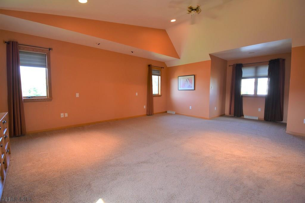 Holliday Heights - Residential