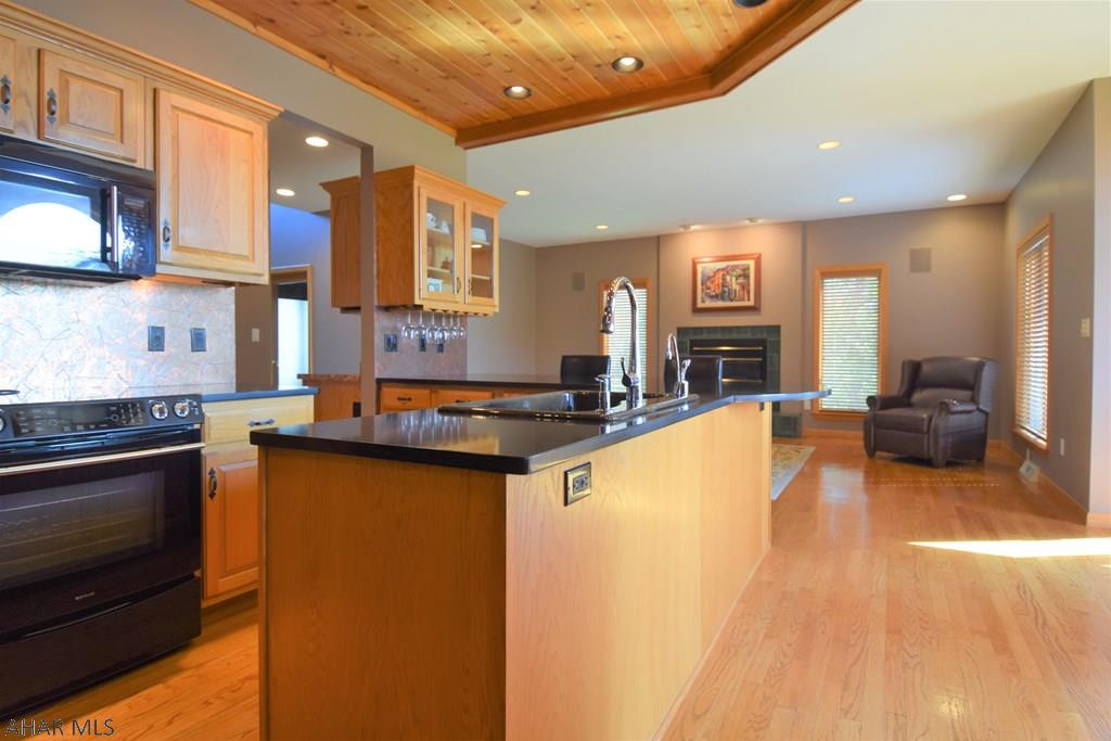 Holliday Heights - Residential