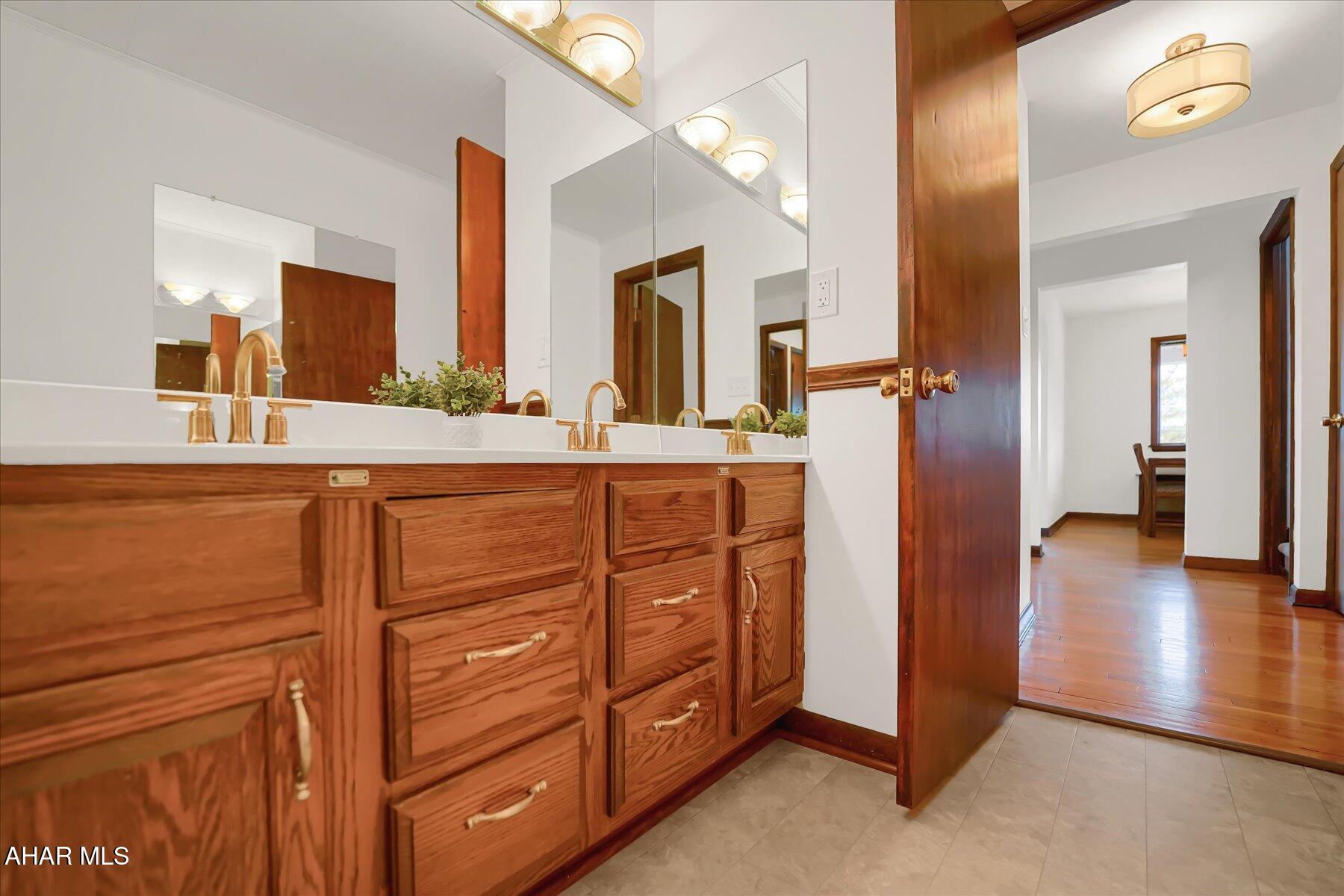 West Loop - Residential