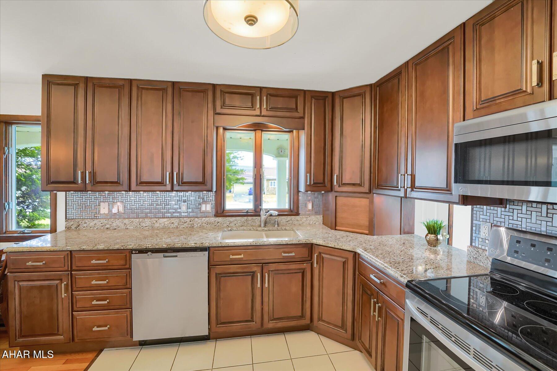 West Loop - Residential