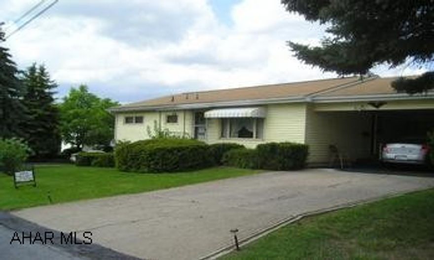 Nice, clean, affordable ranch with 3 Bedrooms.  Family room and 3/4 bath in basement. Affordable, clean ranch with 3 bedrooms.   Basement has nice family room and 3/4 bath.  Seller is Pamela Sue Smith and Dean McCabe, co executors for the estate of Norman McCabe.