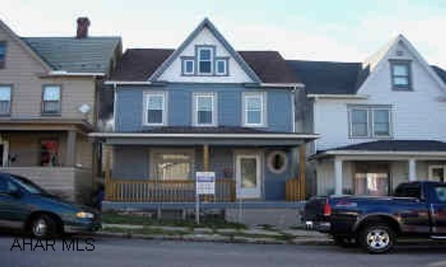 2.5 STORY HOME WITH MANY UPDATES. FRESHLY PAINTED INSIDE AND OUT.  NEW FRONT PORCH, BACK DECK.  NEW CARPETS AND FLOORING.  NEW WINDOWS.  MOVE IN CONDITION.  NEW STOVE AND REFRIGERATOR.  POSSIBLE HELP WITH CLOSING COST.