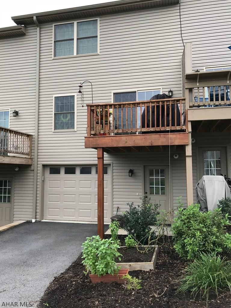 Penn Terrace - Residential