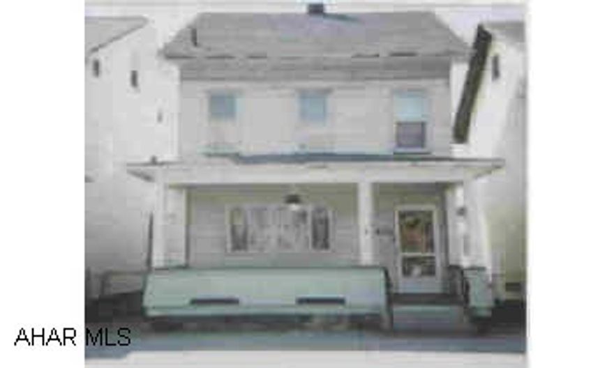 Nice 2/3 bedroom, 1 bath, some newer windows, finished 3rd floor could be 3rd bedroom. No heat in 3rd floor, central air, nice neighborhood, fenced in yard. Appliances included: washer, dryer, range, ref. is neg. Nice 2/3 bedroom, 1 bath, some newer windows, finished 3rd floor could be 3rd bedroom. No heat in 3rd floor, central air, nice neighborhood, fenced in yard. Appliances included: washer, dryer, range, ref. is neg.