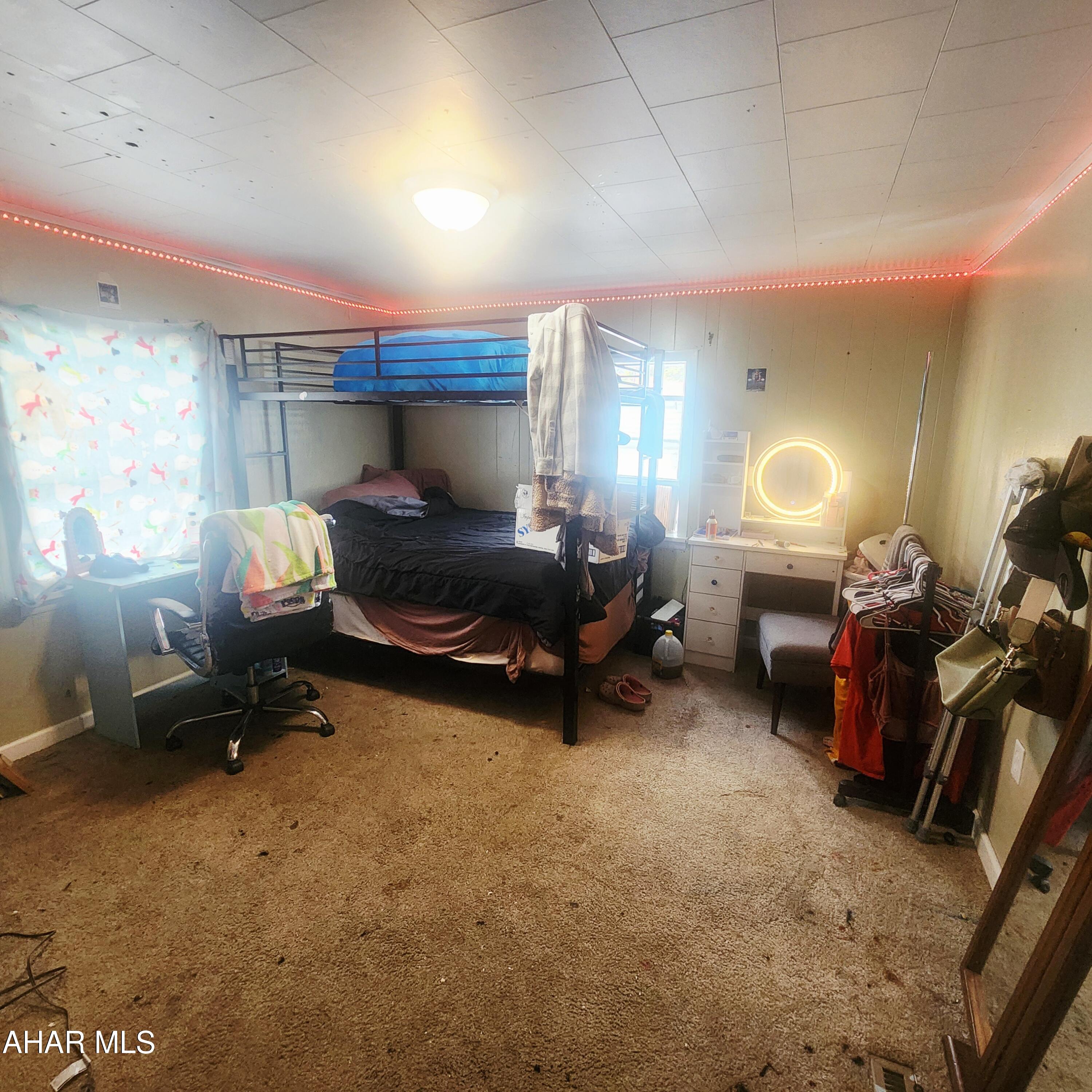 Unknown - Residential