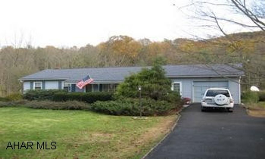 Great setting !  Updated dwelling in excellent condition.