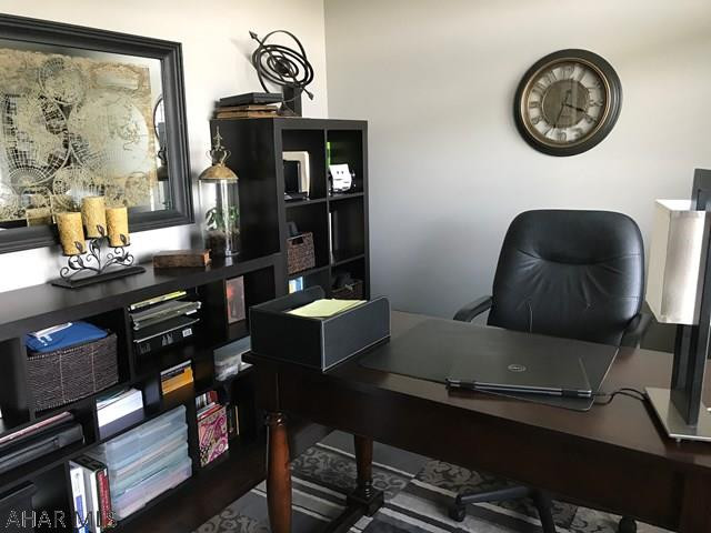 Holliday Heights - Residential