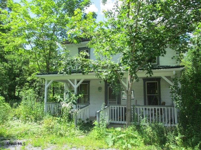 Sinking Valley - Land