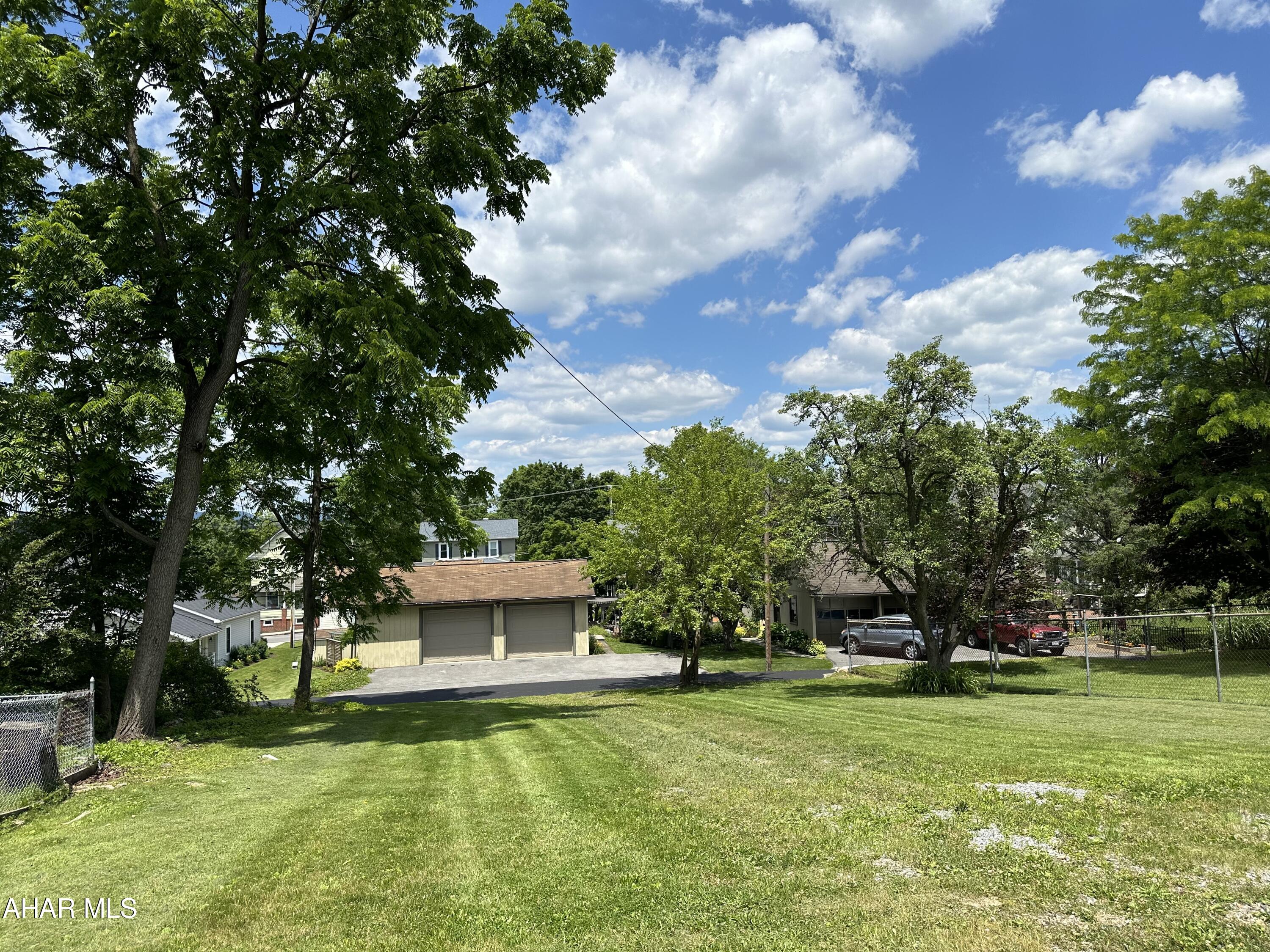 Hollidaysburg - Residential