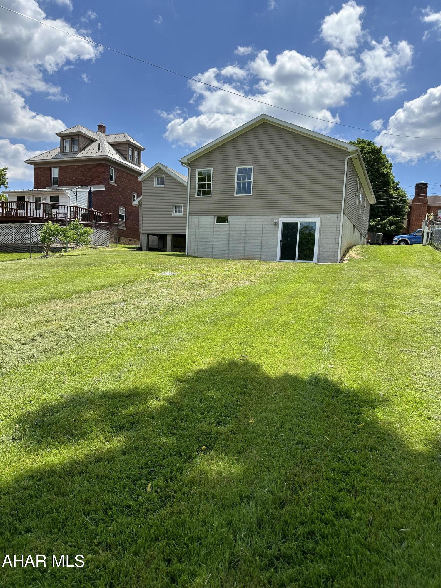 Hollidaysburg - Residential