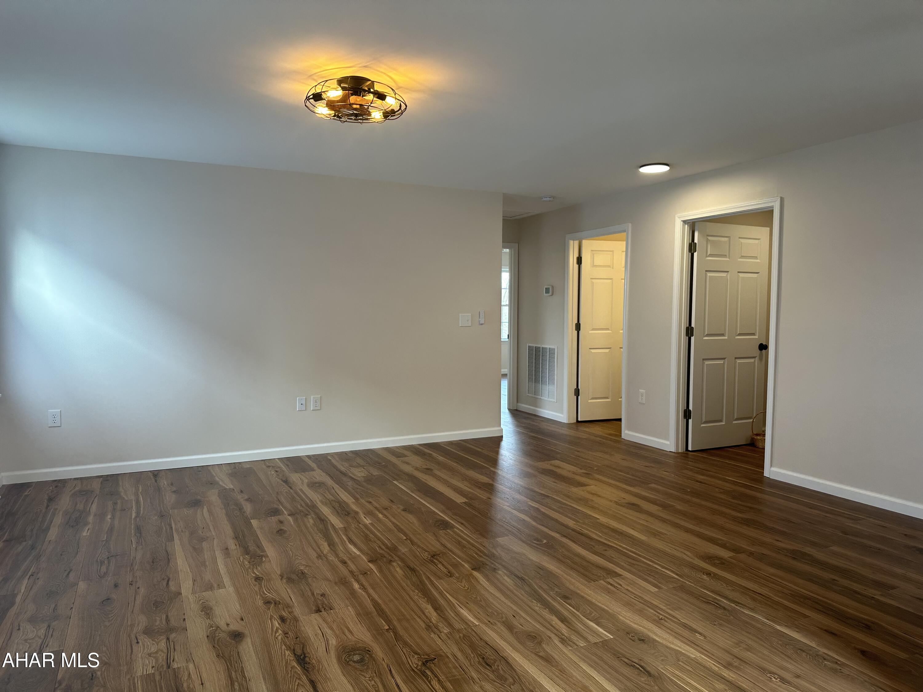 Hollidaysburg - Residential