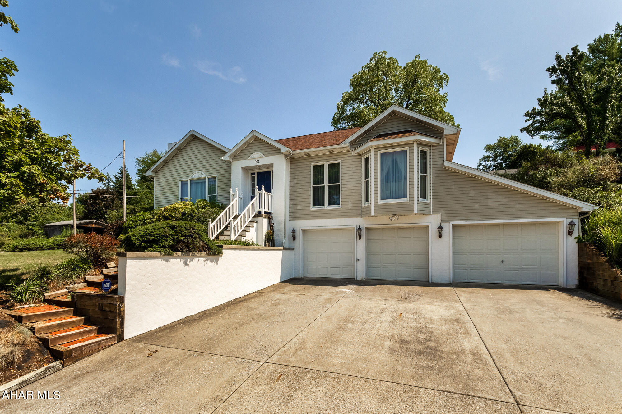 Lakemont - Residential