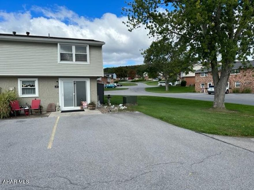 3 bedroom easy living in this Maple Hollow Townhouse.  HOA of $160 includes roof, trash removal, snow plowing, grass cutting and pool access! All appliances included.