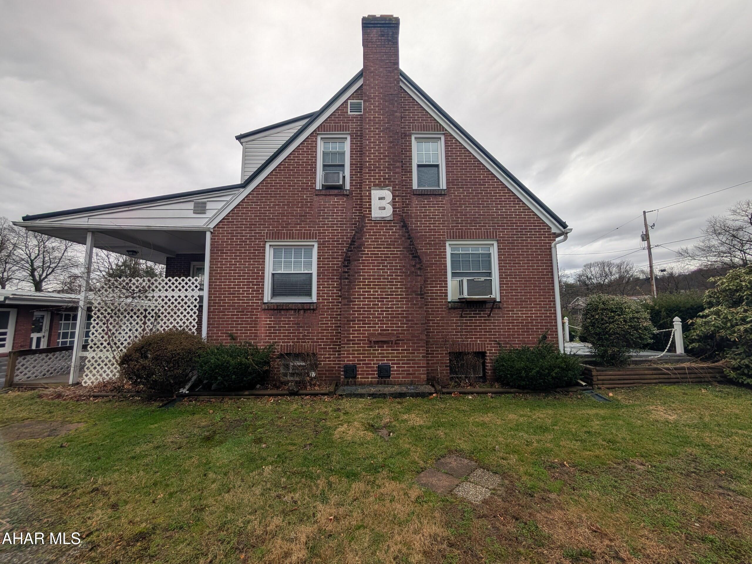 Llyswen - Residential