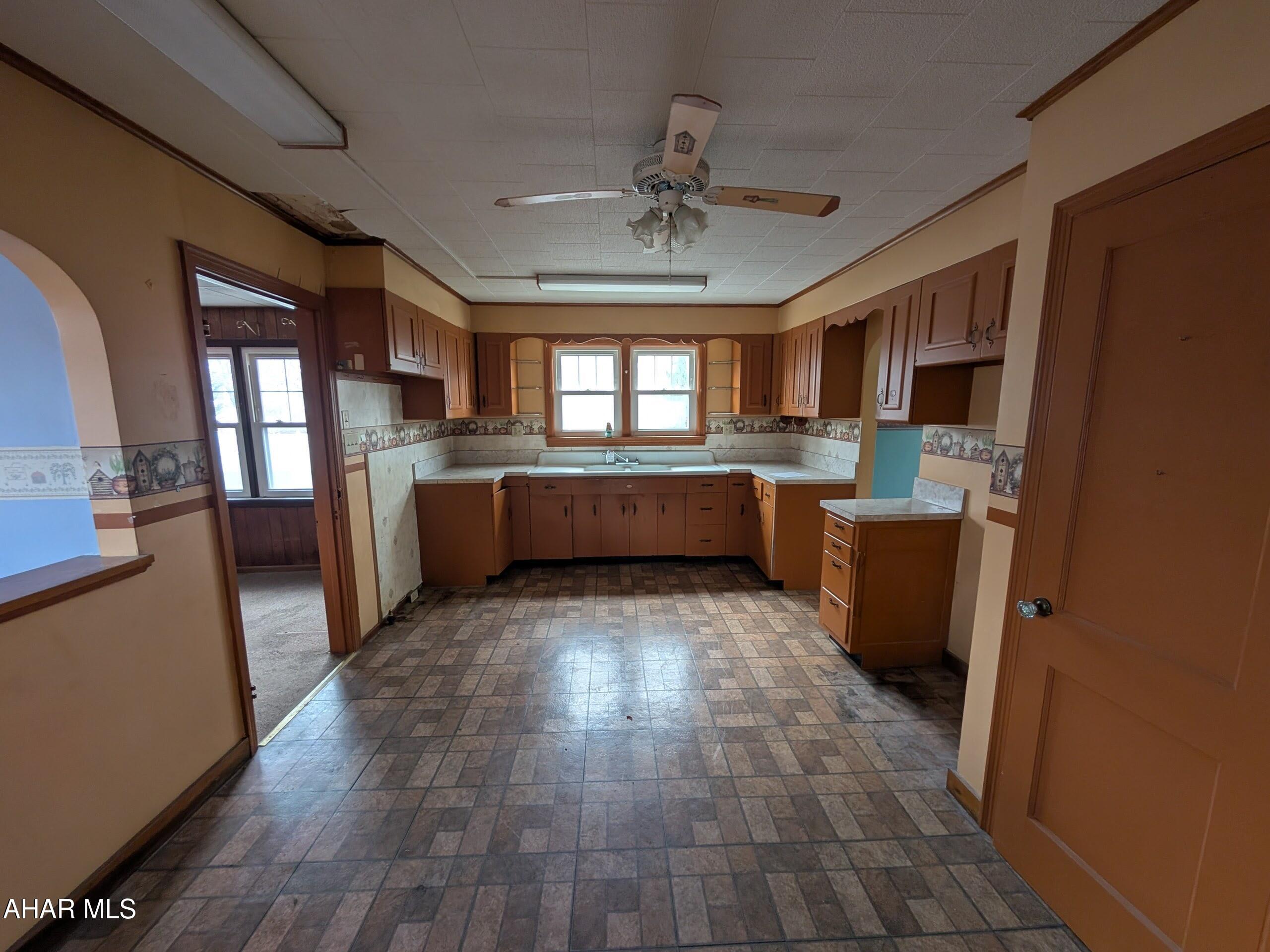 Llyswen - Residential