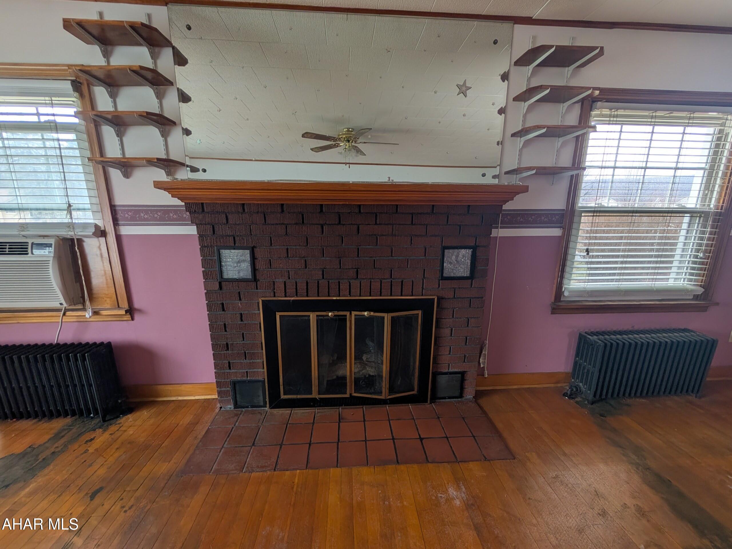 Llyswen - Residential