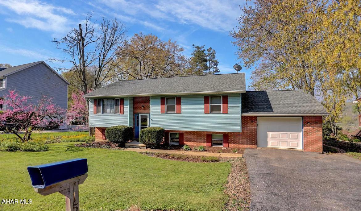 Pine Croft - Residential