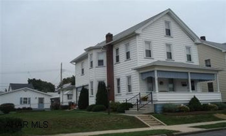 2 1/2 story vinyl sided Bellwood home w/ detached 2 car garage, newer furnace Charming 2 1/2 story Bellwood home w/detached 2 car garage, LR., DR., 18 x24 family room w/ wet bar, 3 BR., 2 baths, central air, covered patio, fenced yard, newer furnace