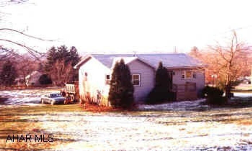 LIKE NEW RANCH ON HUGE LOT ZONED COMMERCIAL. KITCHEN IS NEW, NEW TILT THERMOPANE WINDOWS THROUGHOUT, LARGE BEDROOMS. BATH HAS TWO TONE FIXTURES, TILE FLOOR, TWO TIER DECK. HUGE INTERIOR, COME AND SEE!