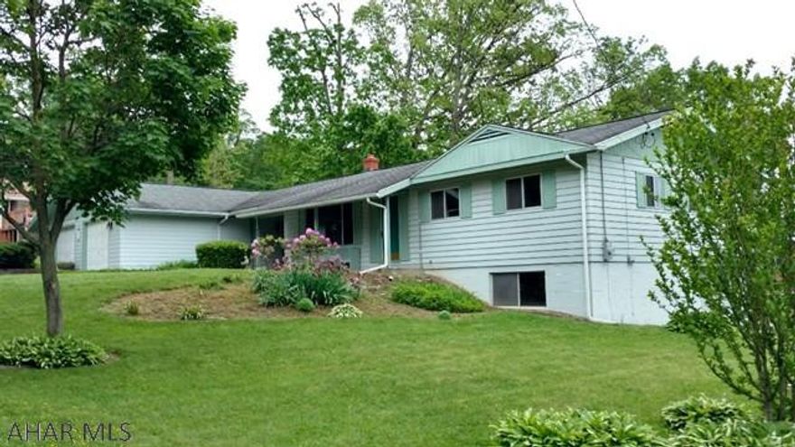 Great location! Easy living, 1 story, lovely corner lot. Great starter home to add some updating and make it "YOURS"! Over-sized 2 car garage, plus 1 car integral, large covered patio for entertaining. Furnace, water heater, insulation and panel box updated n 2006, 2 car garage and back patio 1994.