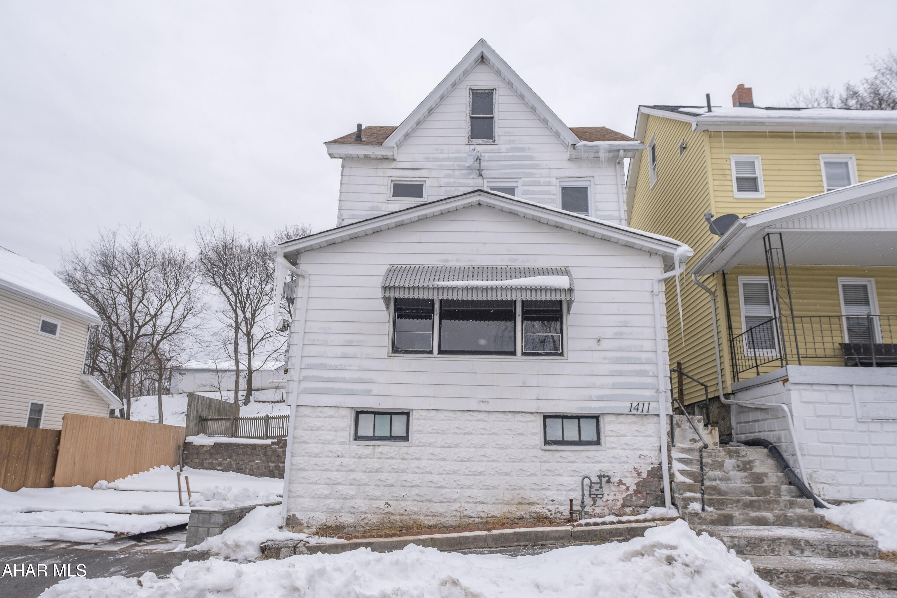 Juniata - Residential